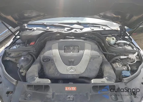 2011 Mercedes-Benz C 350 Sport z USA, uszkodzony, nr VIN WDDGF5GB2BR136023